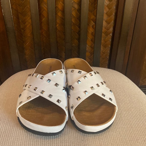 COMFORTVIEW - Gia Studded Sandal White 11W NWOB - Picture 2 of 7